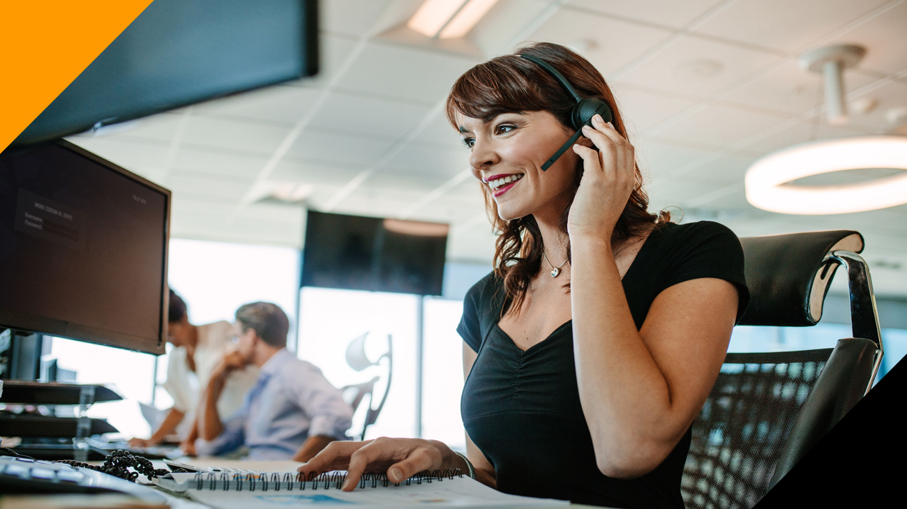 What are the four pillars of a call center